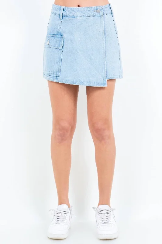 Chic Cargo Pocket Mini Skort In Light Blue